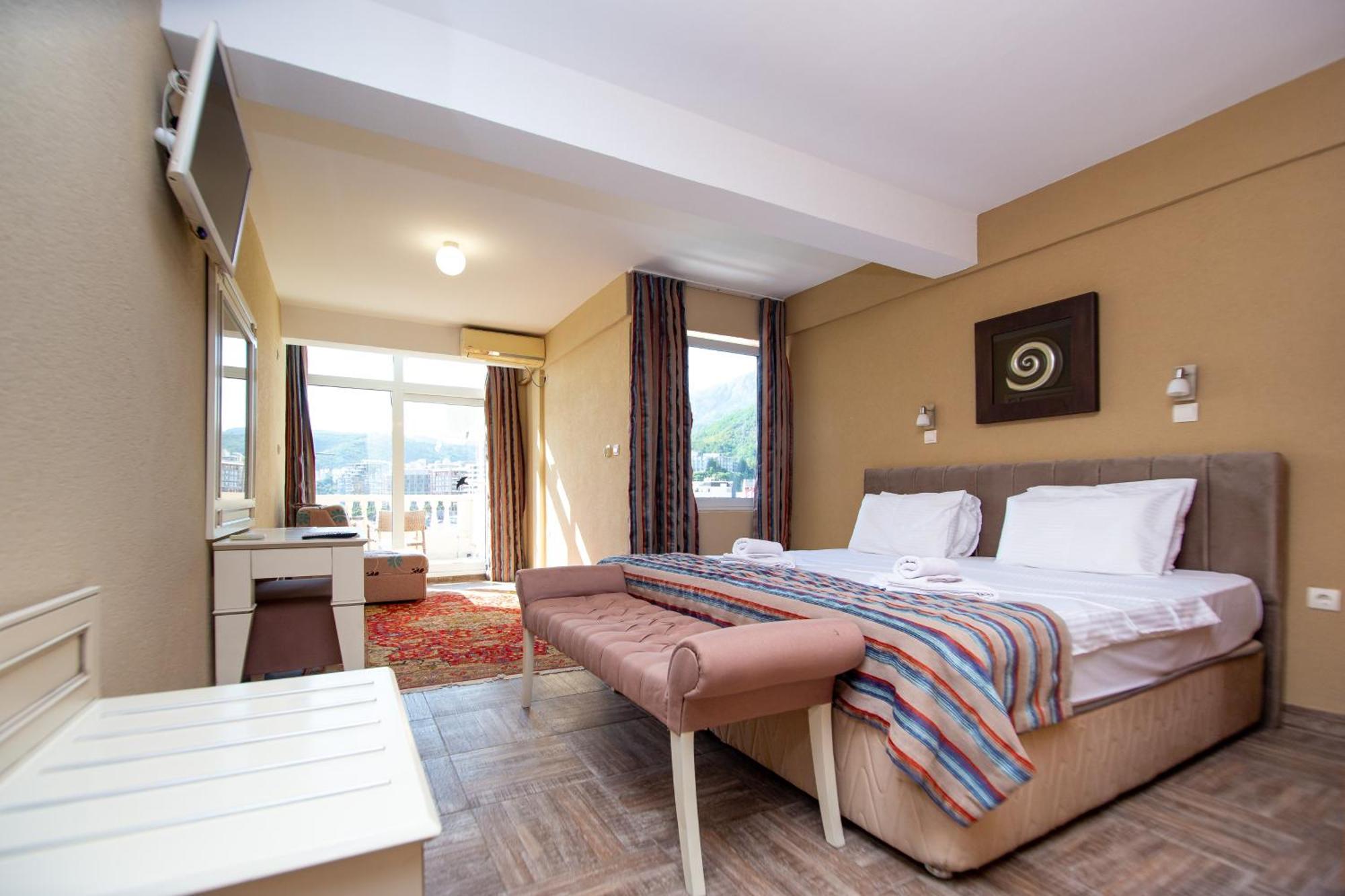 New Hotel Kuc By Marvel Budva Exterior photo